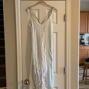 Eoote maxi dress. White with blue tribal print